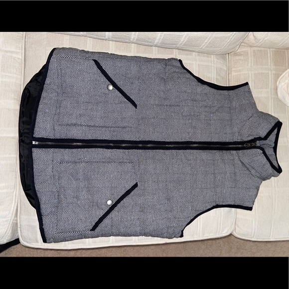 Black Chevron Merona Vest - Picture 1 of 3